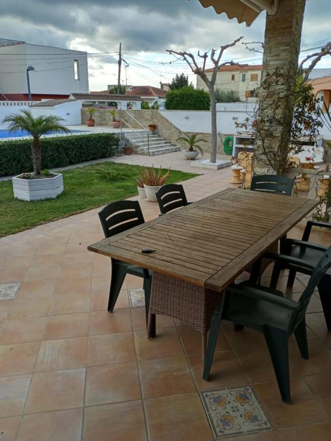 Las Palmeras Vinarós Екстериор снимка
